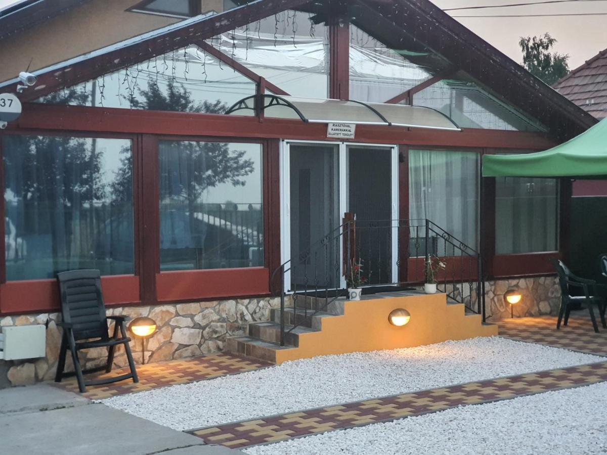 Apartament Family Friendly Gyál Zewnętrze zdjęcie