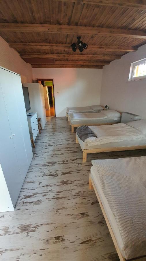 Apartament Family Friendly Gyál Zewnętrze zdjęcie